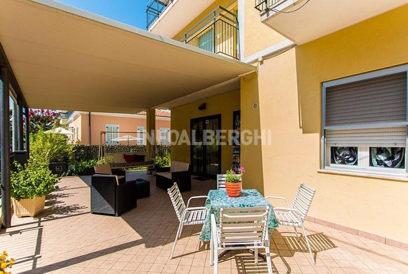 Hotel Argo Rimini Eksteriør billede