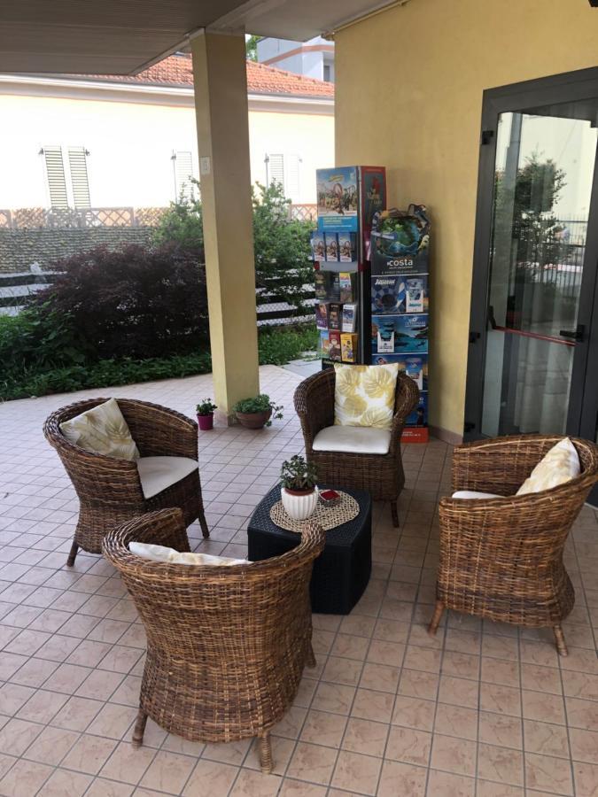 Hotel Argo Rimini Eksteriør billede